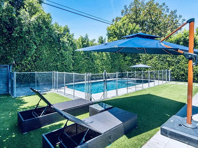 5657 Wilkinson Ave — Photo 6
