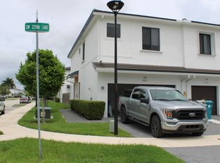 10977 SW 235th Ln, Homestead, FL 33032