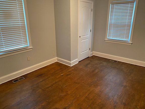 4th image of 3437 Charles St