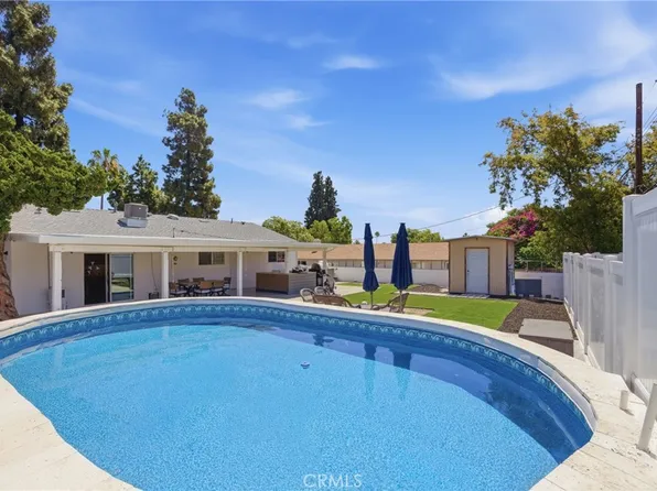 11637 Prager Ave, Lakeview Terrace, CA 91342