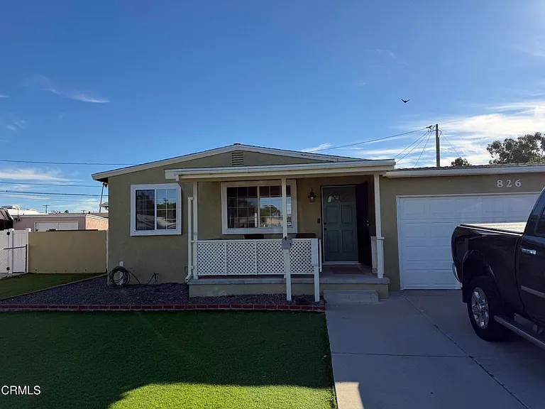 826 Camelia Dr — Photo 3