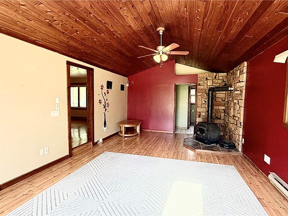 2nd image of 312 Berg Rd
