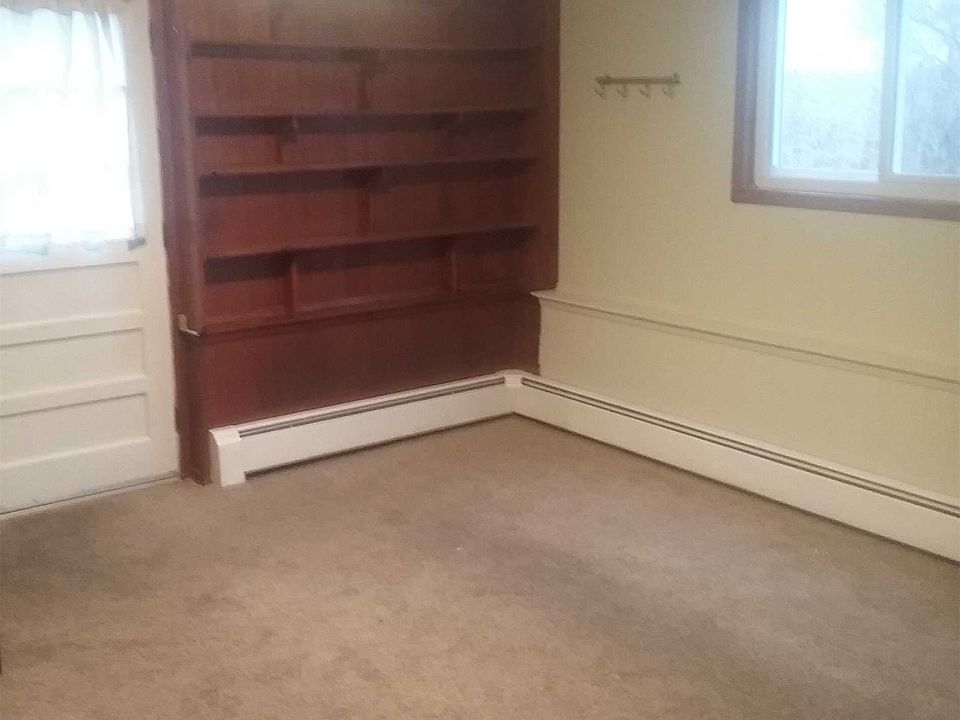 2nd image of 213 Walnut St