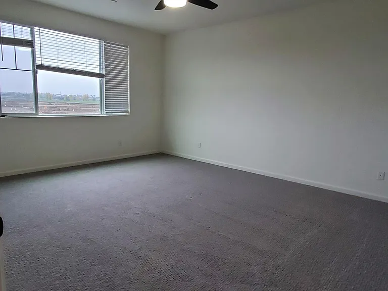 2433 Buzz Aldrin Way — Photo 29