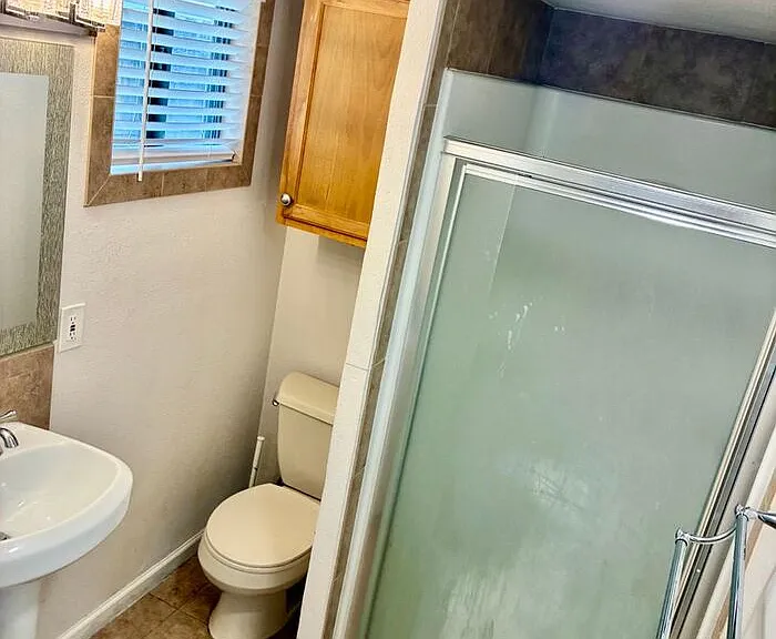1342 N Washington Ave — Photo 6