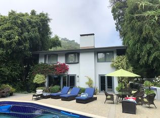1020 Chantilly Rd, Los Angeles, CA 90077