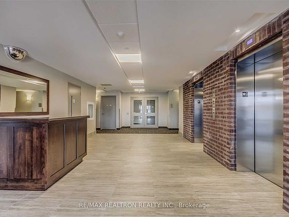 3rd image of 7325 Markham Rd #109