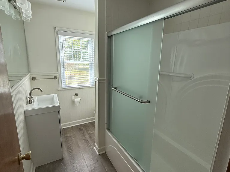 120 Laurel Rd — Photo 12