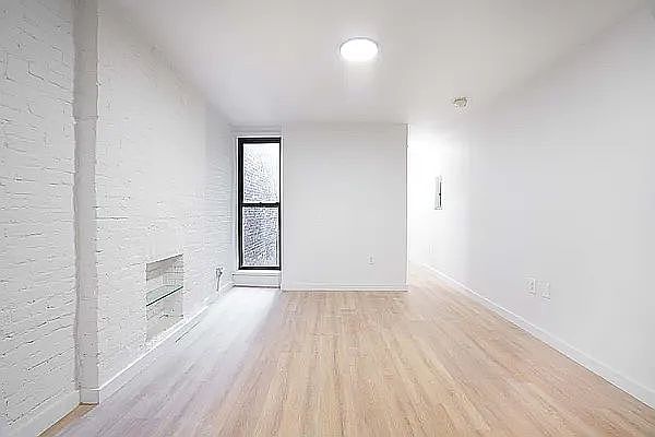 1st image of 446 W 55th St #3R