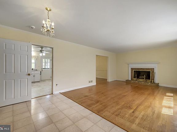 5th image of 7803 Ruxway Rd