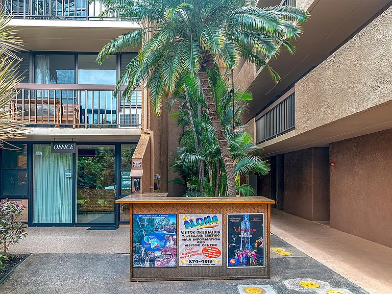 S Kihei Rd — Photo 23