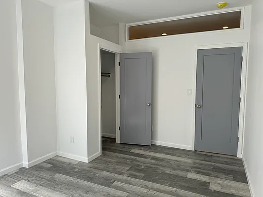 Rented by Compass | media 10