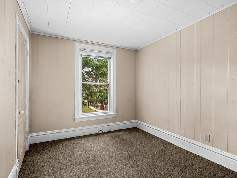 10-12 S 16th Ave E #10 — Photo 9