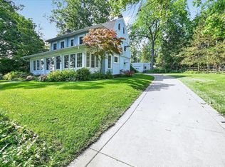 2333 Chevy Chase Ln, Toledo, OH 43614