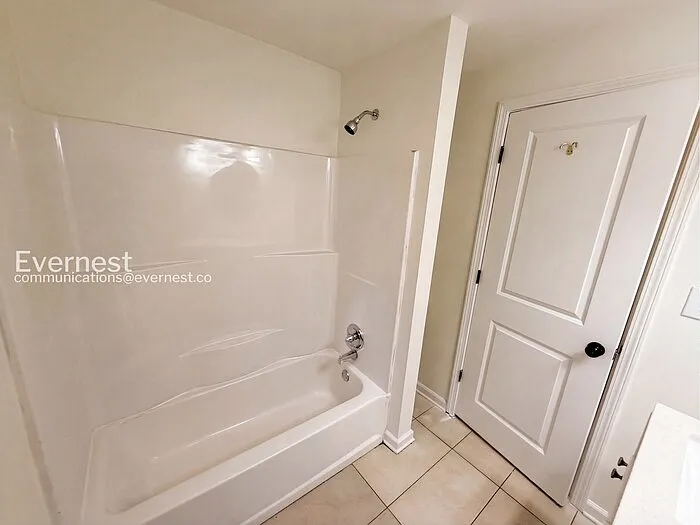 506 Alpha St — Photo 8