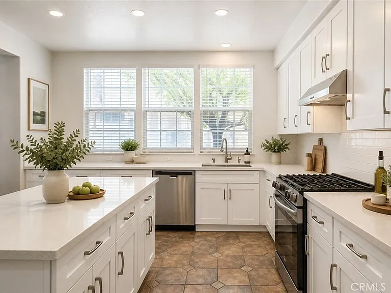 26580 Brickenridge Cir — Photo 6