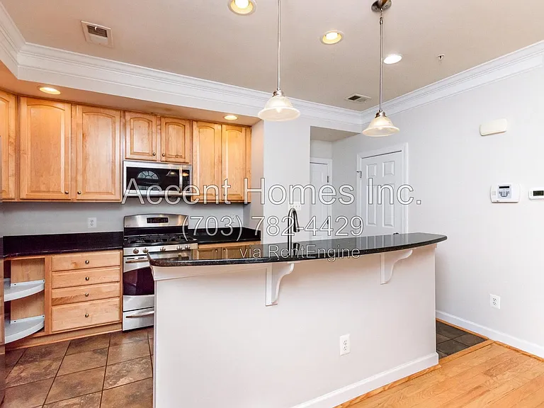 5675 Harrington Falls Ln #G — Photo 9