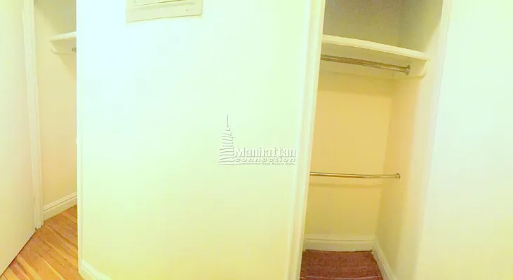 Rented by Manhattan Connection | media 10