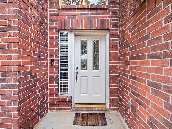 4th image of 3046 Glenthorpe Ln