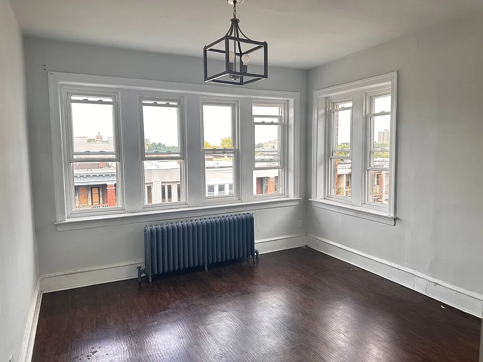 4844 Walnut St.