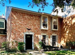 7852 Kendalia Dr, Houston, TX 77036