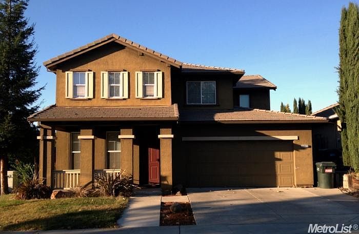 2nd image of 3845 Sierra Gold Dr