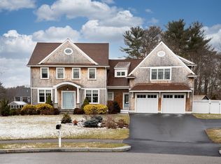 176 Shingle Mill Ln, Hanover, MA 02339