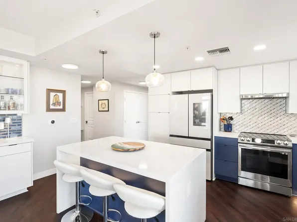 555 Front St Unit 1302, San Diego, CA 92101