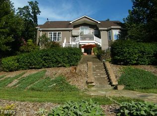 20 River Forest Ln, Harpers Ferry, WV 25425