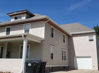 910 W 10th St #1, Sioux Falls, SD 57104