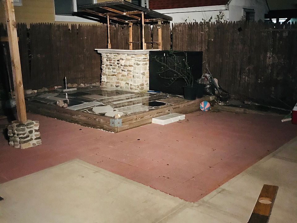 1st image of 9525 Avenue M