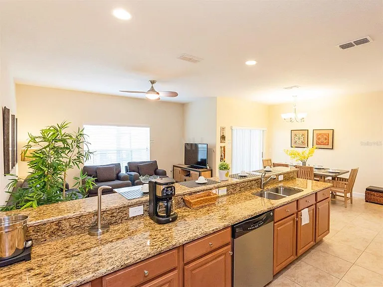 8923 Candy Palm Rd — Photo 8