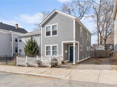 98 Pleasant St, Providence, RI, 02906