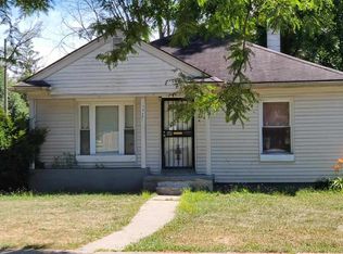 19401 Lyndon St, Detroit, MI 48223