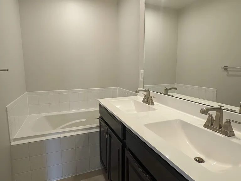 42595 Burbank Ter — Photo 20