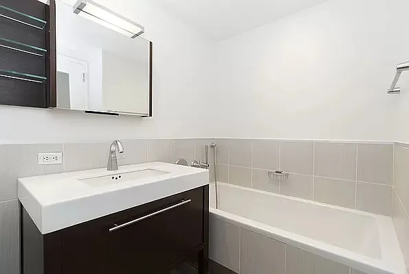 Rented by C Land Realty Co. | media 6