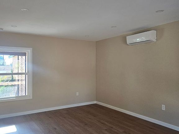 5th image of 6030 Colonial Dr