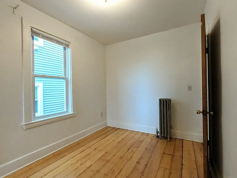 90 Wenham St #2 — Photo 17