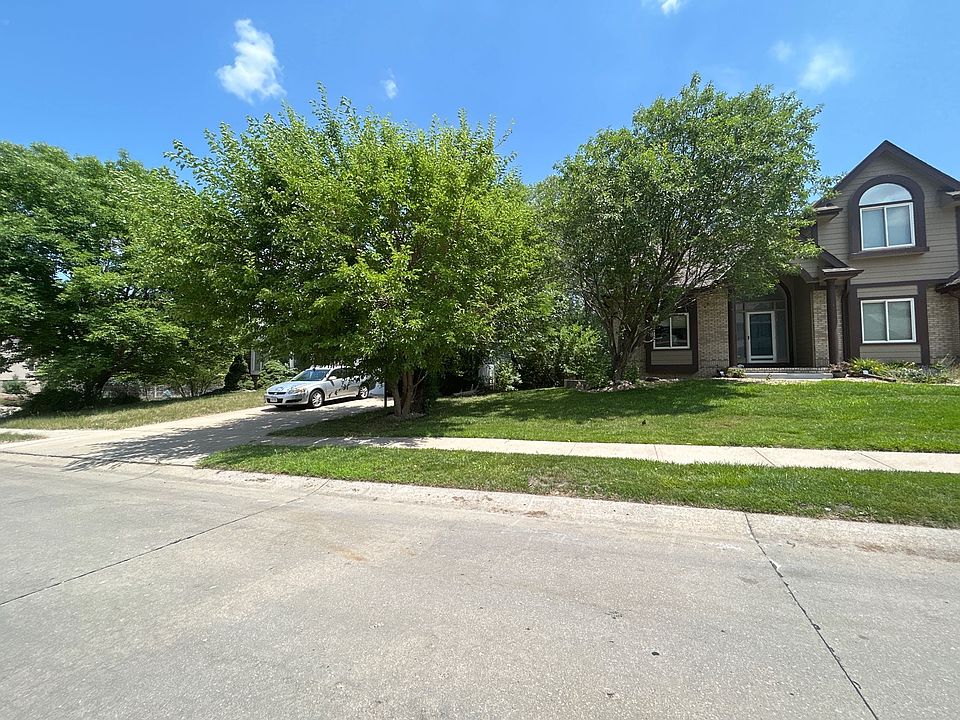 2nd image of 5403 S 156th St