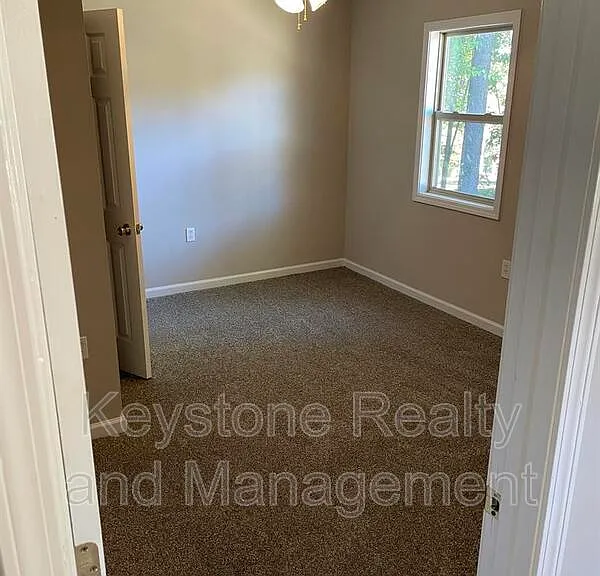 135 General Buckner Dr — Photo 7