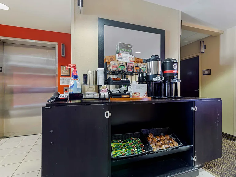 Free Grab-and-Go Breakfast