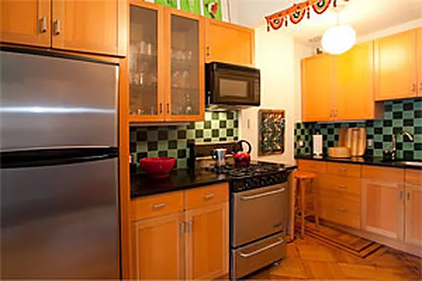 Sold by Warren Lewis Realty | media 20