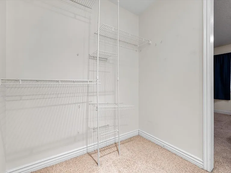 1525 N Riverside Ave #38 — Photo 12