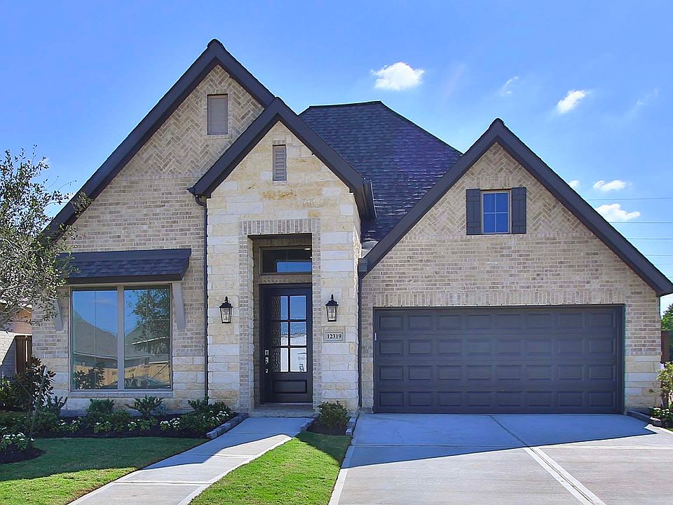 1st image of 12319 Grassy Bend Dr