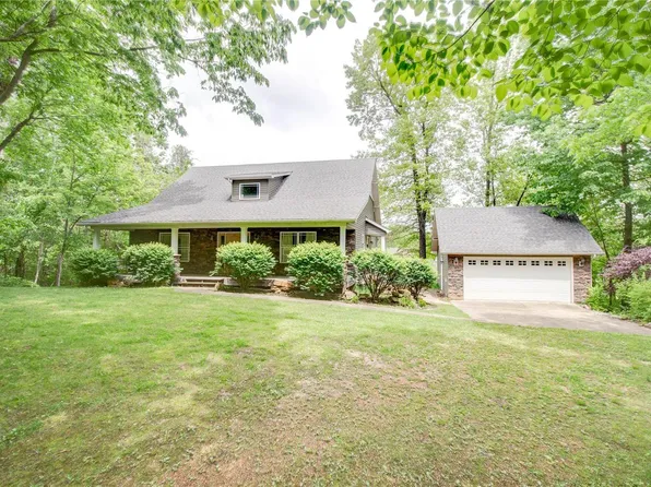 292 Riverview Dr, Golden Eagle, IL 62036