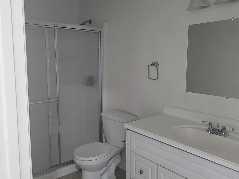 1221 Topper Ln — Photo 7