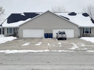 148 Highview Rd, Pulaski, WI 54162