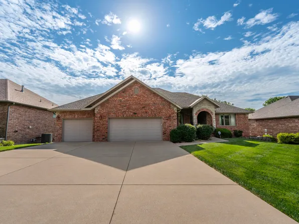 5244 S Holland Avenue, Springfield, MO 65810