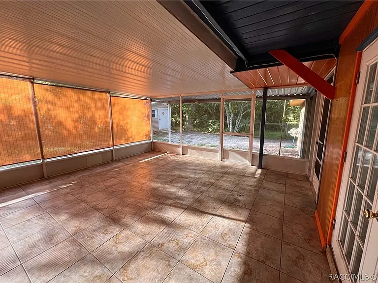 7660 W Tropical Ln — Photo 14