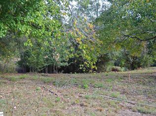 27 Enoree Rd, Travelers Rest, SC 29690